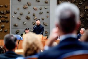 Ukraine Sends Peace Team to Washington for Two Days of Talks Ukraine Sends Peace Team to Washington for Two Days of Talks