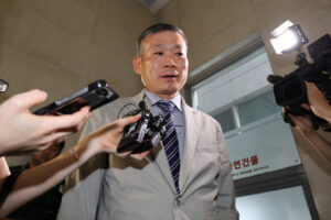 South Korea prosecutors widen probe into defense procurement South Korea prosecutors widen probe into defense procurement