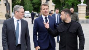 European leaders urge Zelensky not to rush into U.S.-backed peace push European leaders urge Zelensky not to rush into U.S.-backed peace push