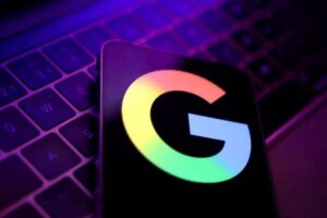JUDGE SLAPS ONE-YEAR LIMIT ON GOOGLE’S DEFAULT SEARCH DEALS