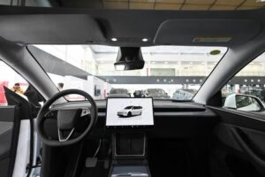 US Senators Target Tesla-Style Driver Assist With New Road Limits US Senators Target Tesla-Style Driver Assist With New Road Limits