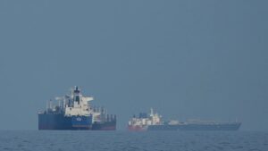 Iran’s Hormuz Closure Sends Global Oil Markets Into Crisis